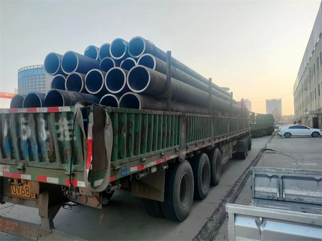 鹰潭45#结构无缝钢管